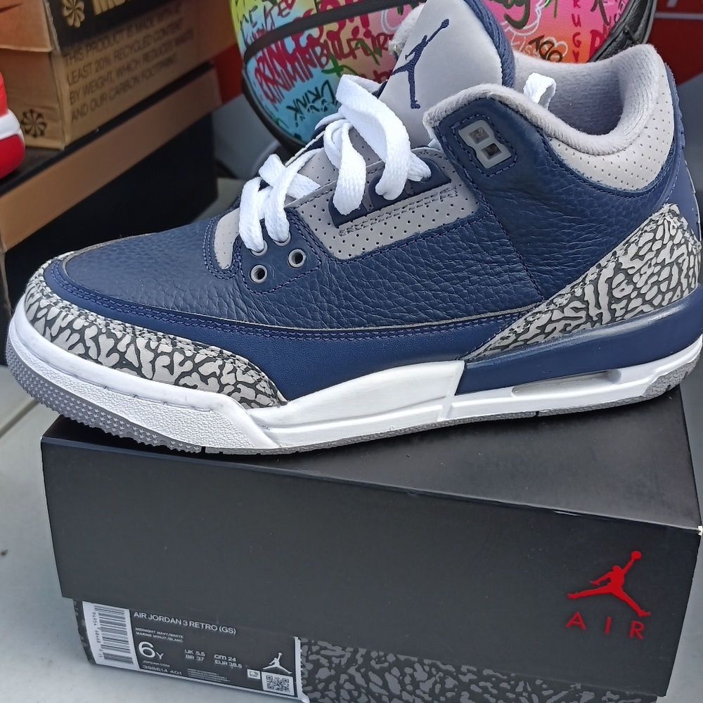 Jordan retro 3 size 6y